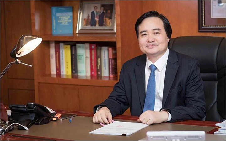GS.TS Phùng Xuân Nhạ